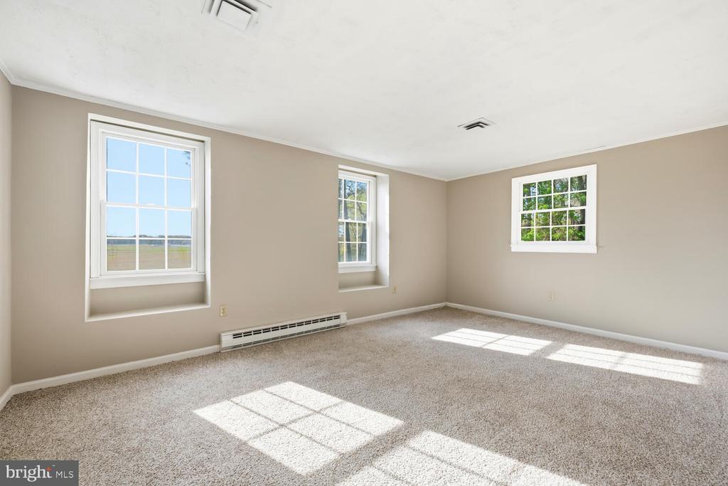10118 HINERS LANE