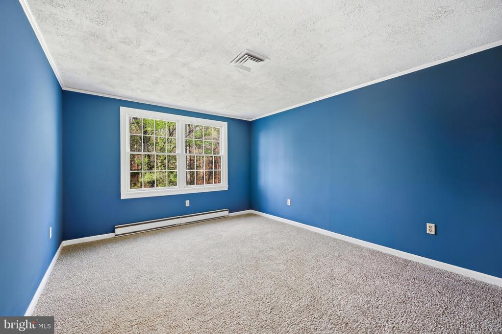 10118 HINERS LANE