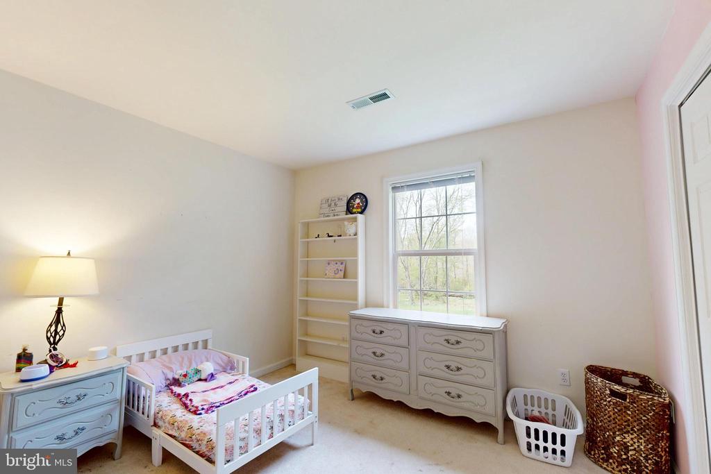 10490 LONGWOODS ROAD