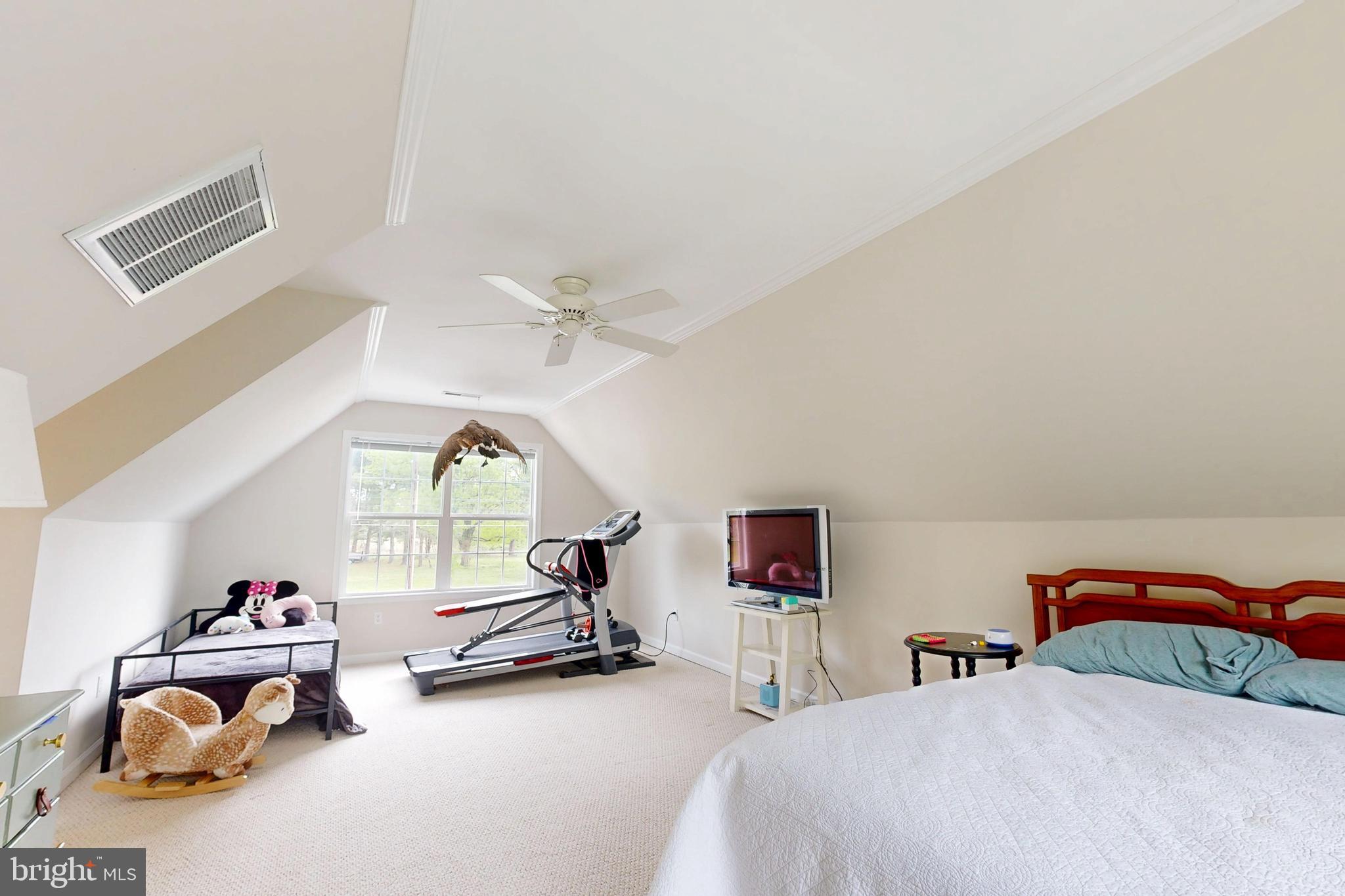 10490 LONGWOODS ROAD