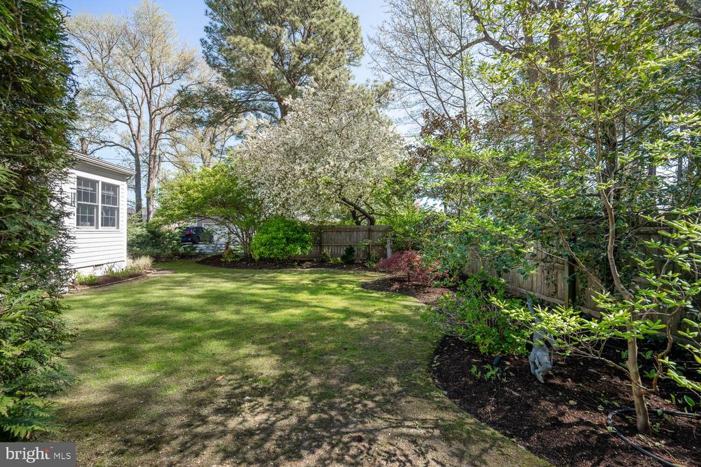 504 SEYMOUR AVENUE