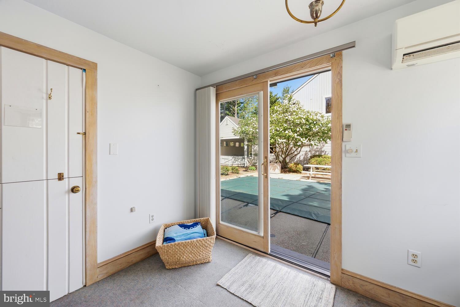 106 E DIVISION STREET