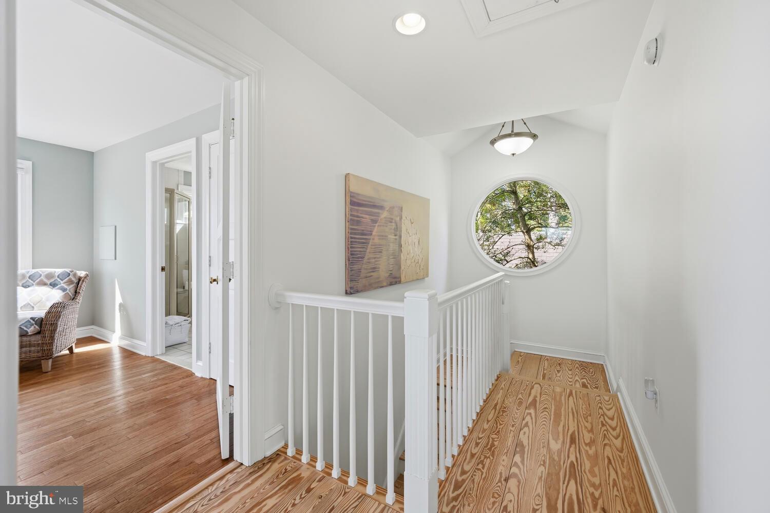 106 E DIVISION STREET