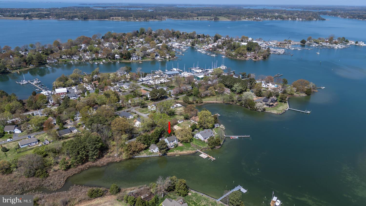 106 E DIVISION STREET