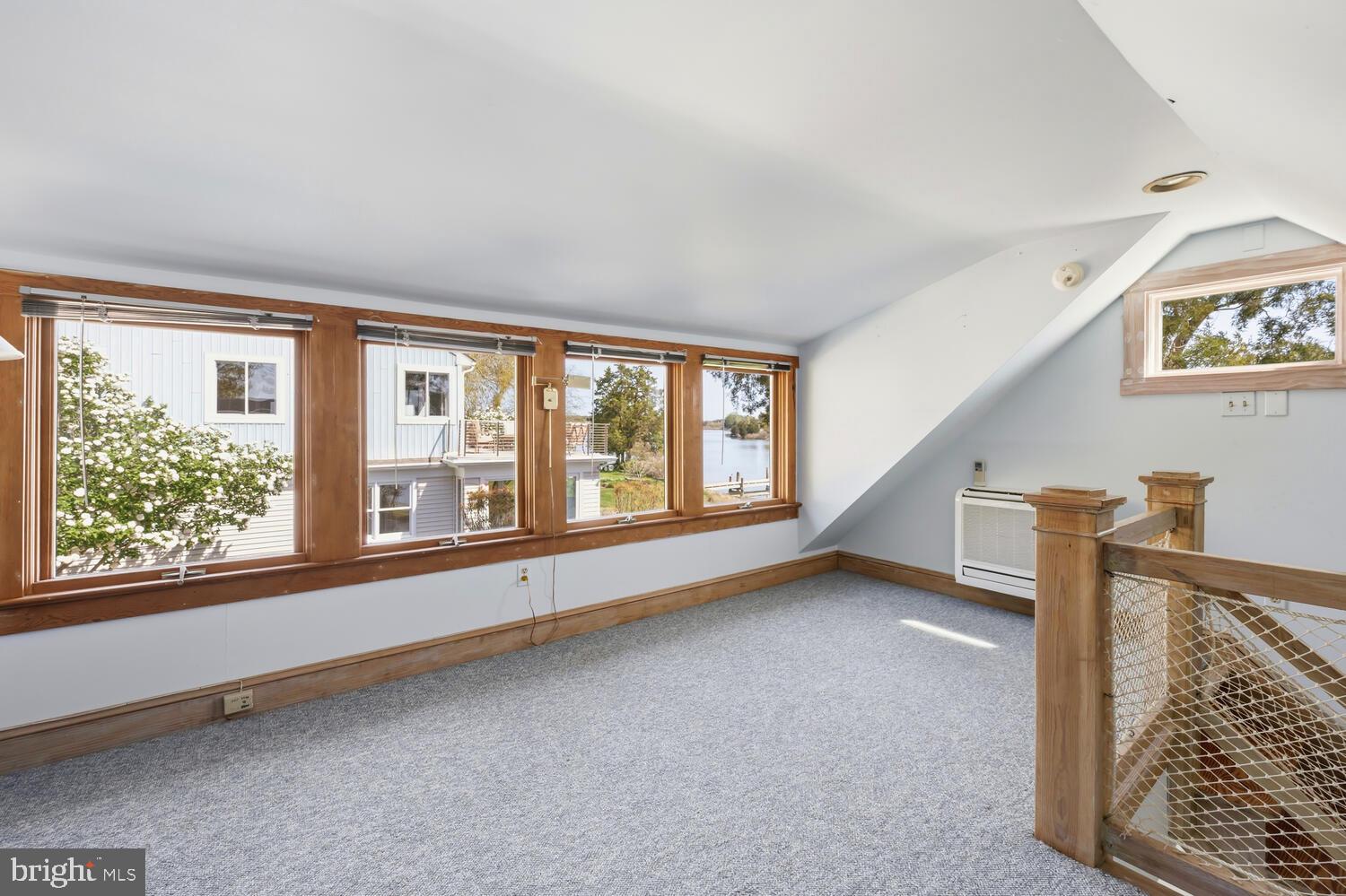 106 E DIVISION STREET