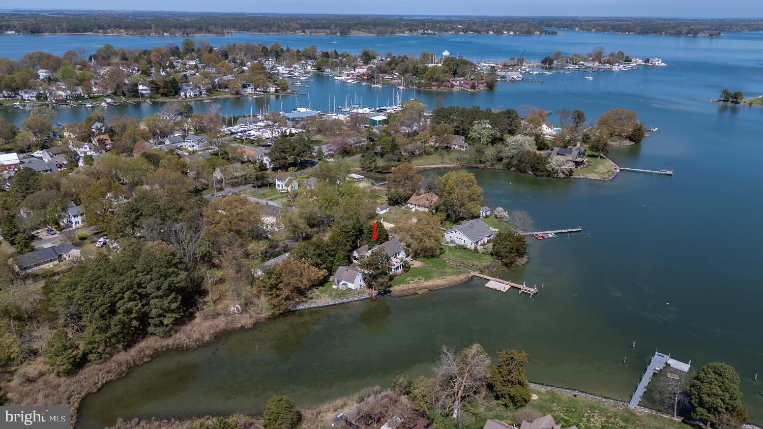 106 E DIVISION STREET