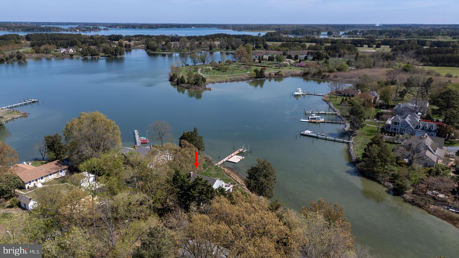 106 E DIVISION STREET