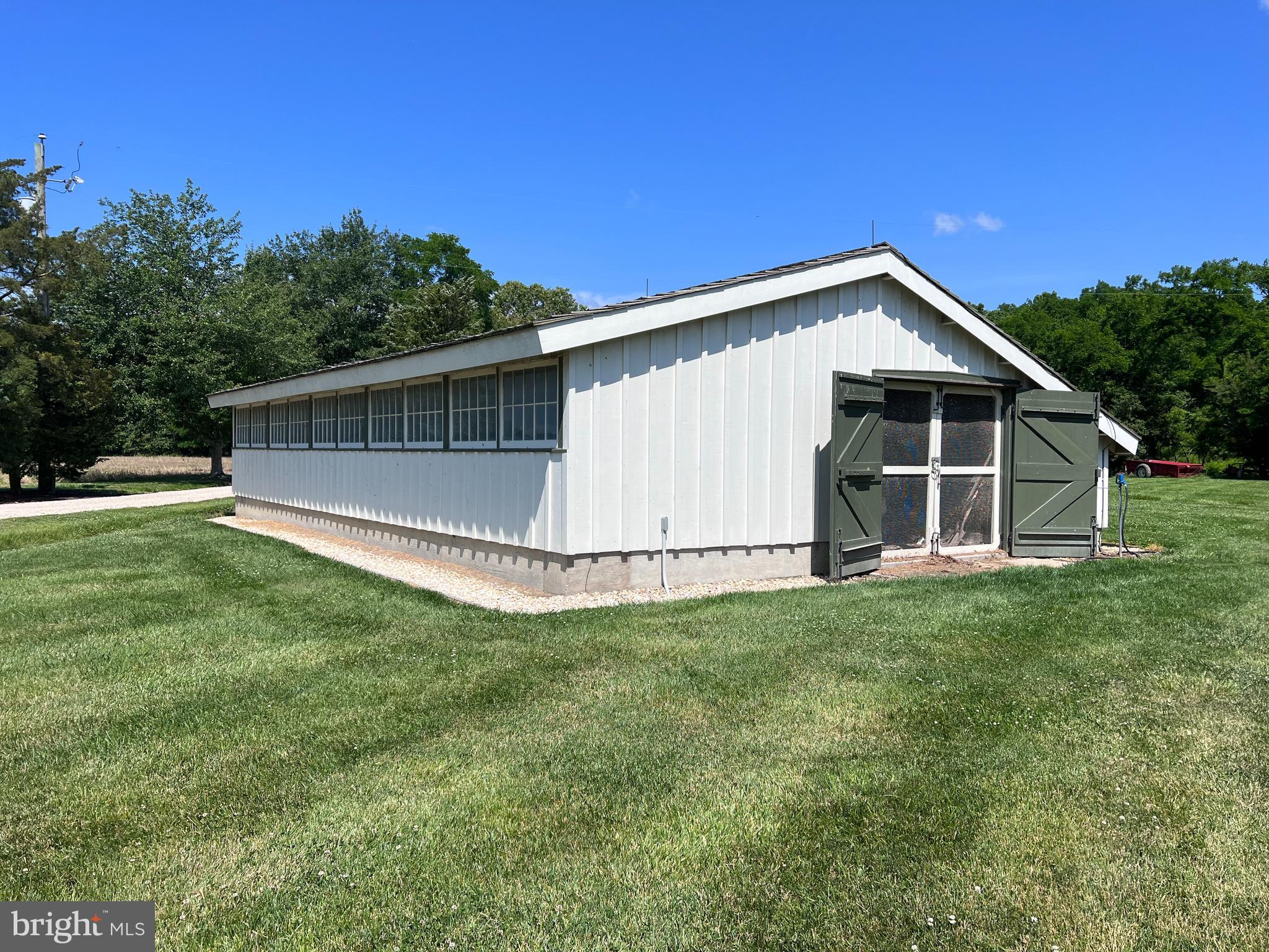 27293 SOUTHSIDE ISLAND CREEK ROAD