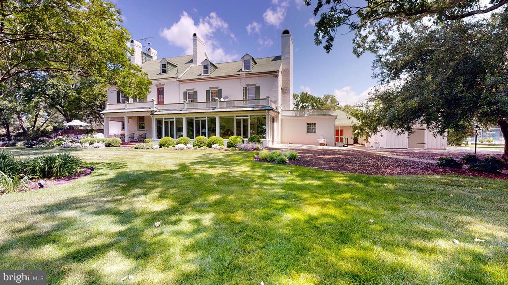 27293 SOUTHSIDE ISLAND CREEK ROAD