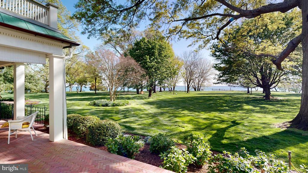 27293 SOUTHSIDE ISLAND CREEK ROAD