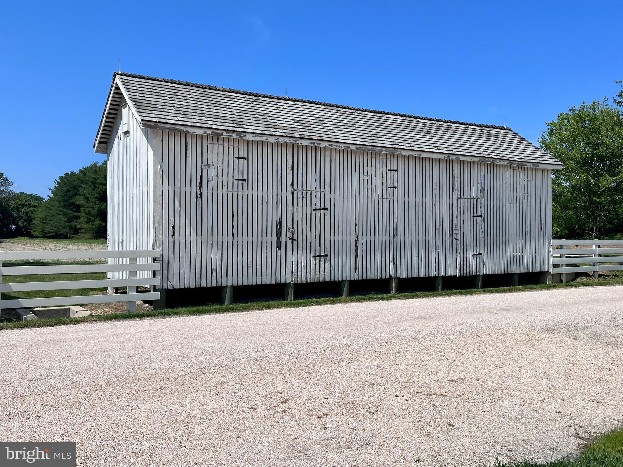 27293 SOUTHSIDE ISLAND CREEK ROAD