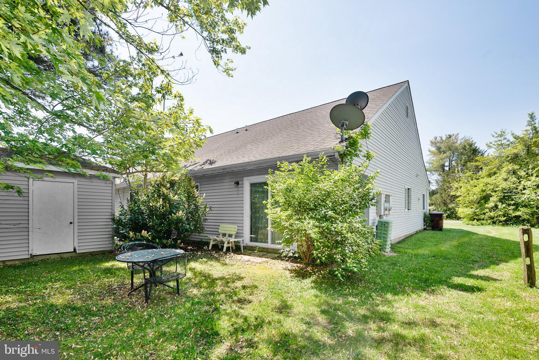 1205 WASHINGTON DRIVE