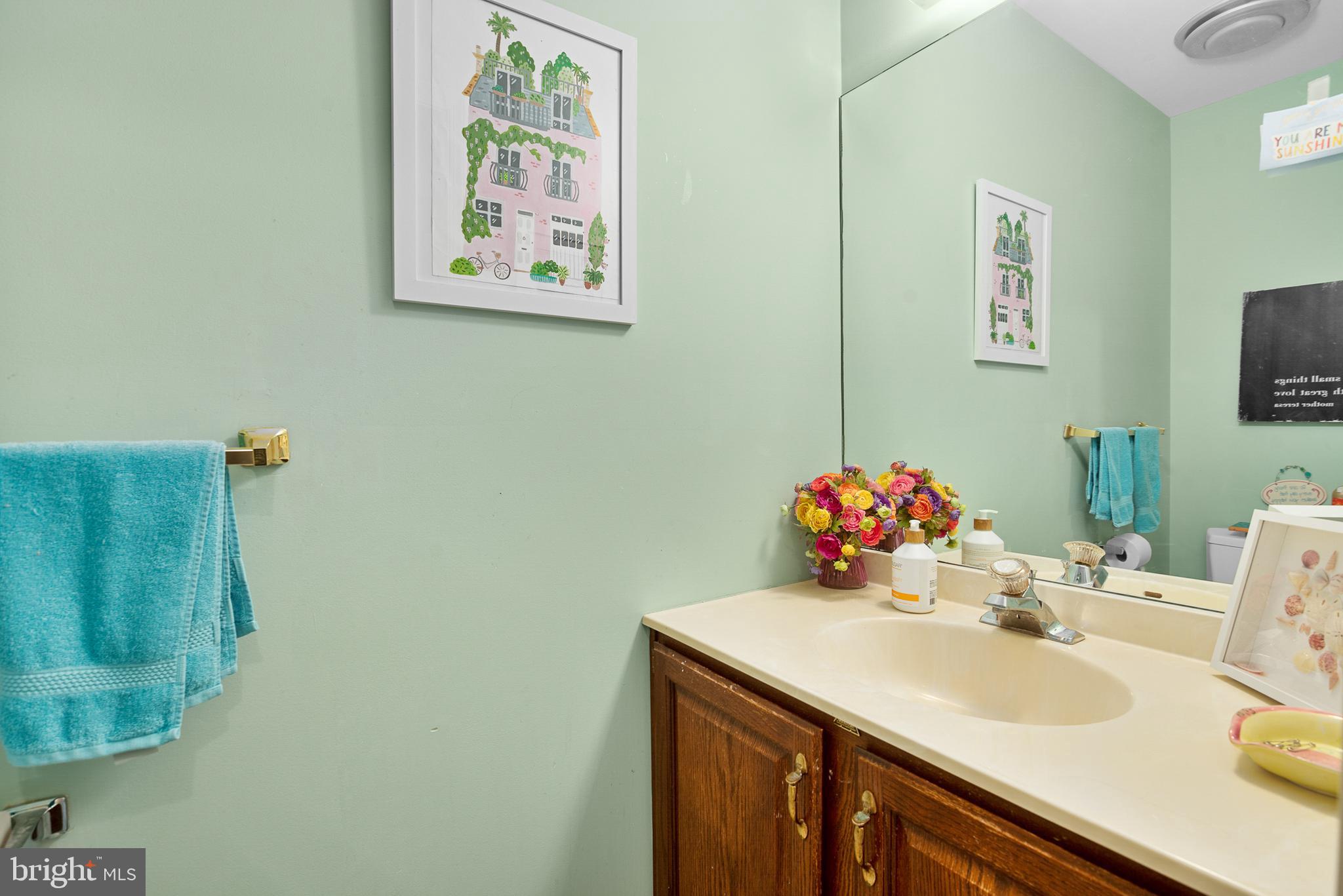 1205 WASHINGTON DRIVE