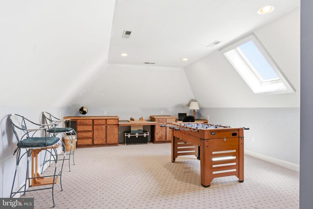 8466 AVELEY FARM ROAD