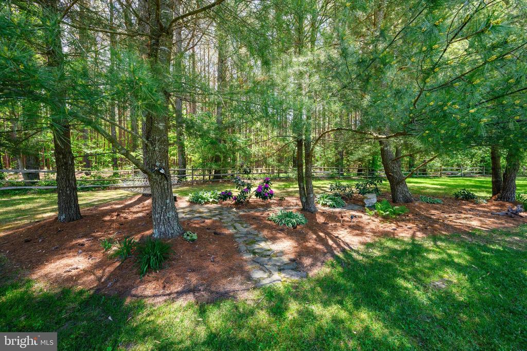 8466 AVELEY FARM ROAD