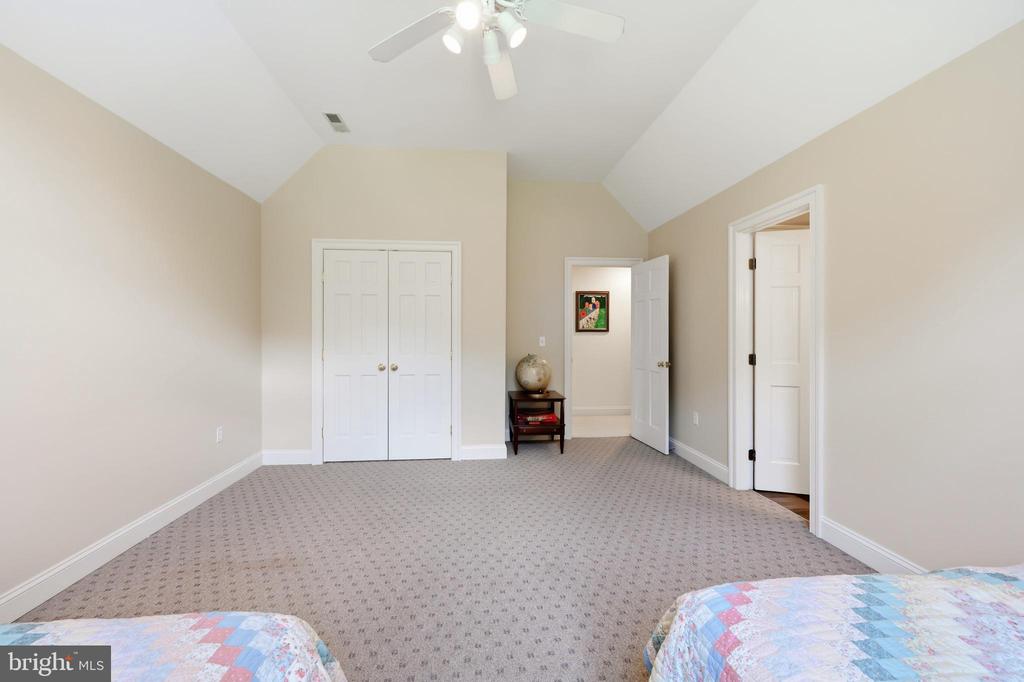 8466 AVELEY FARM ROAD