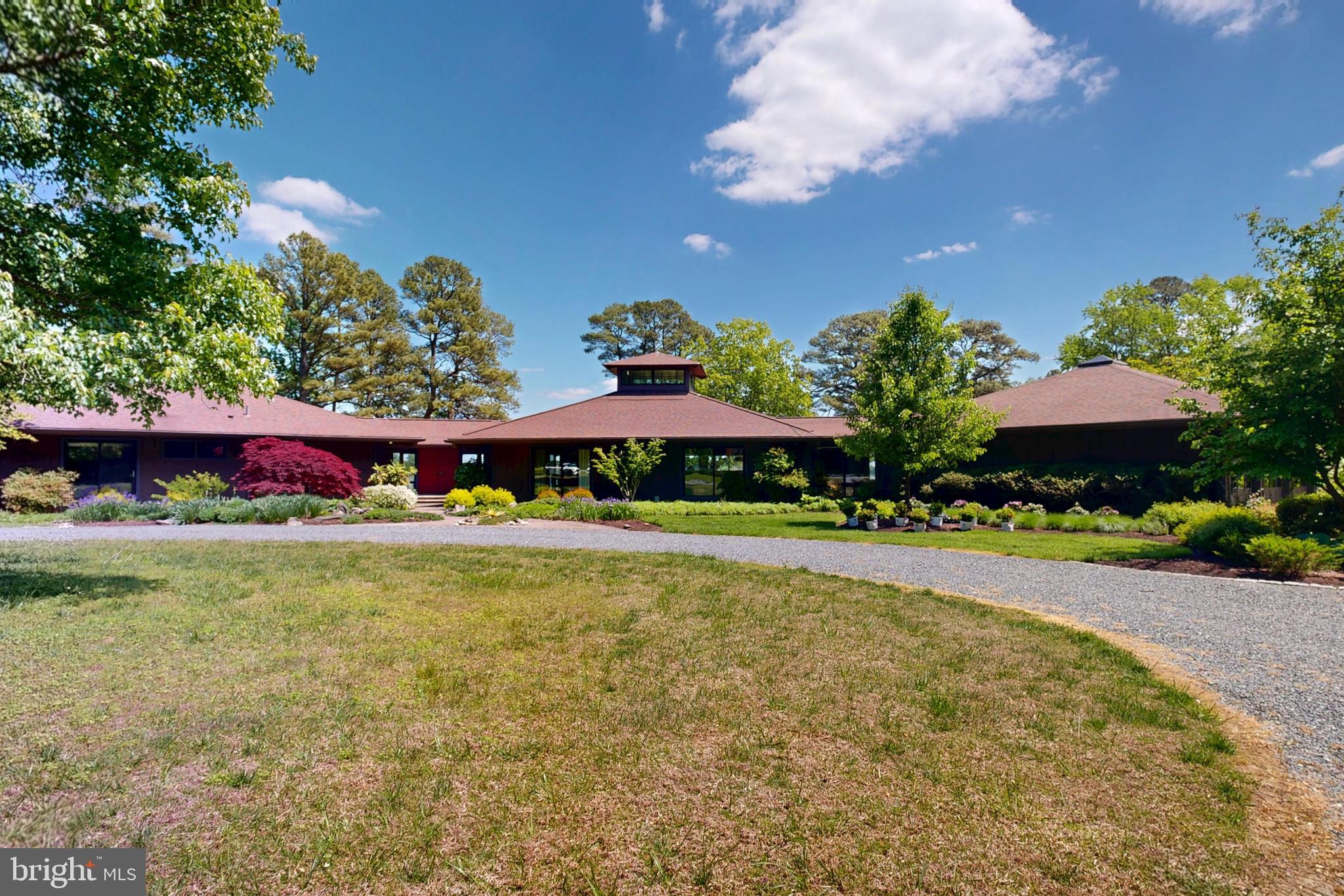 6906 TRAVELERS REST CIRCLE