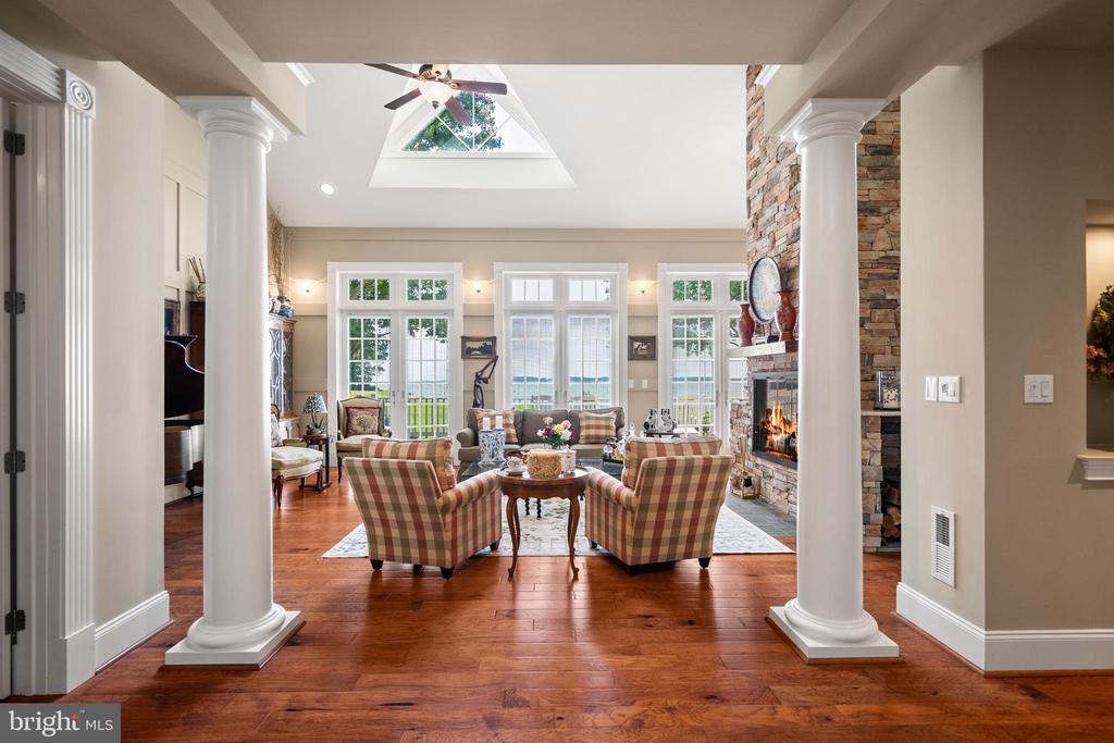 24390 DEEP NECK FARM LANE
