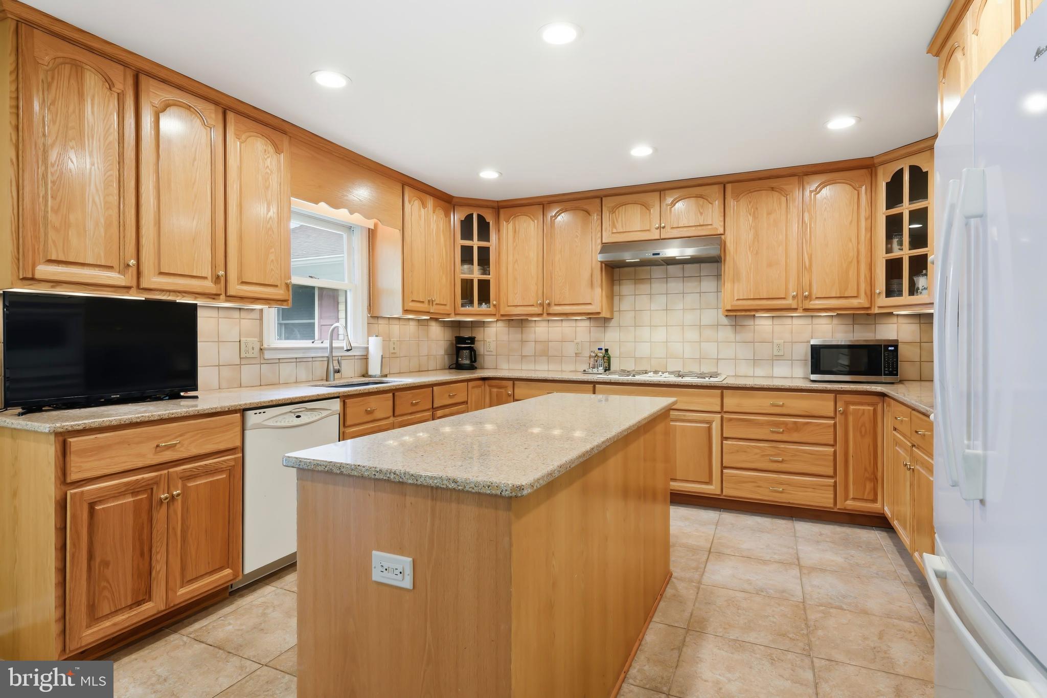 25714 EDGEVIEW ROAD