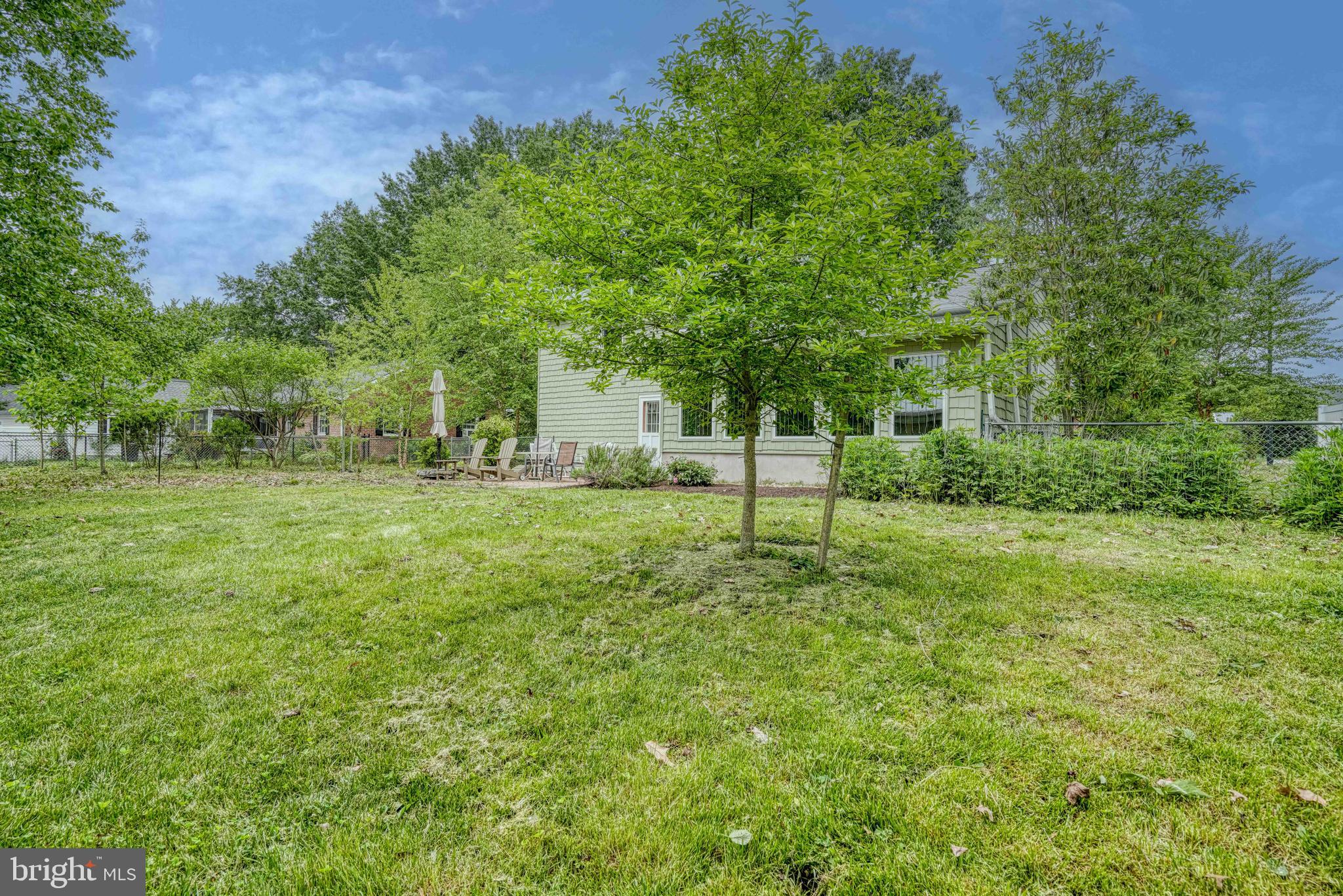 504 BAINBRIDGE PLACE