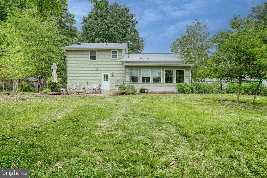 504 BAINBRIDGE PLACE