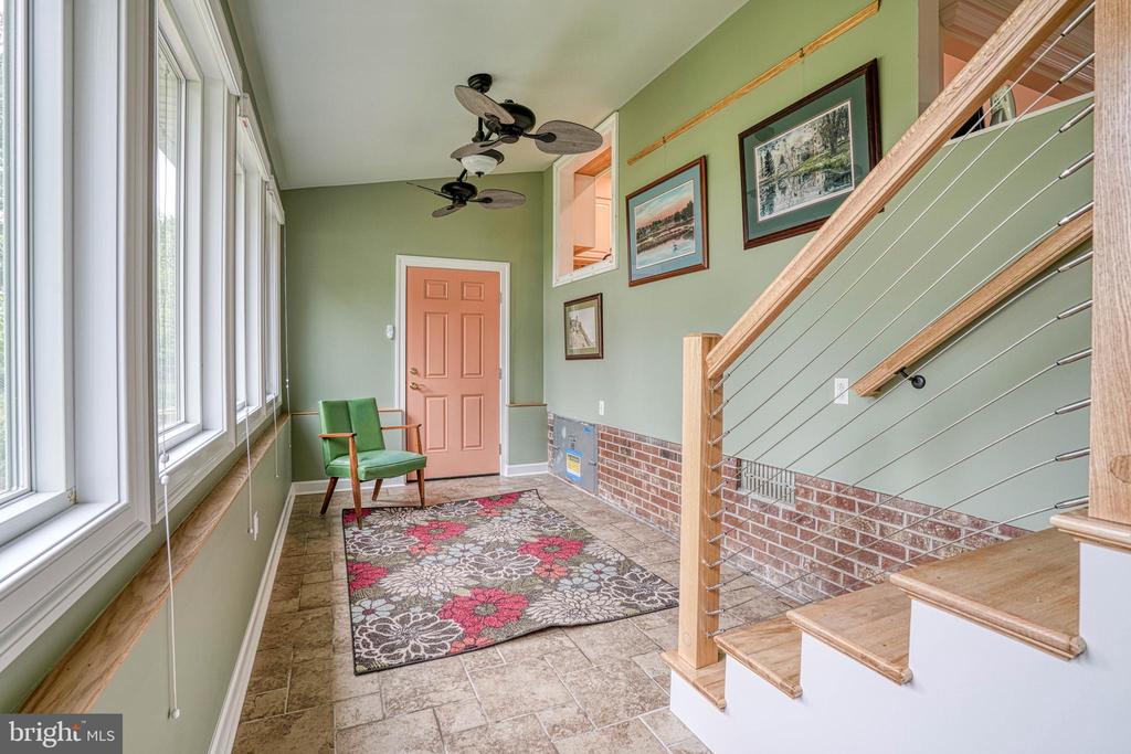 504 BAINBRIDGE PLACE