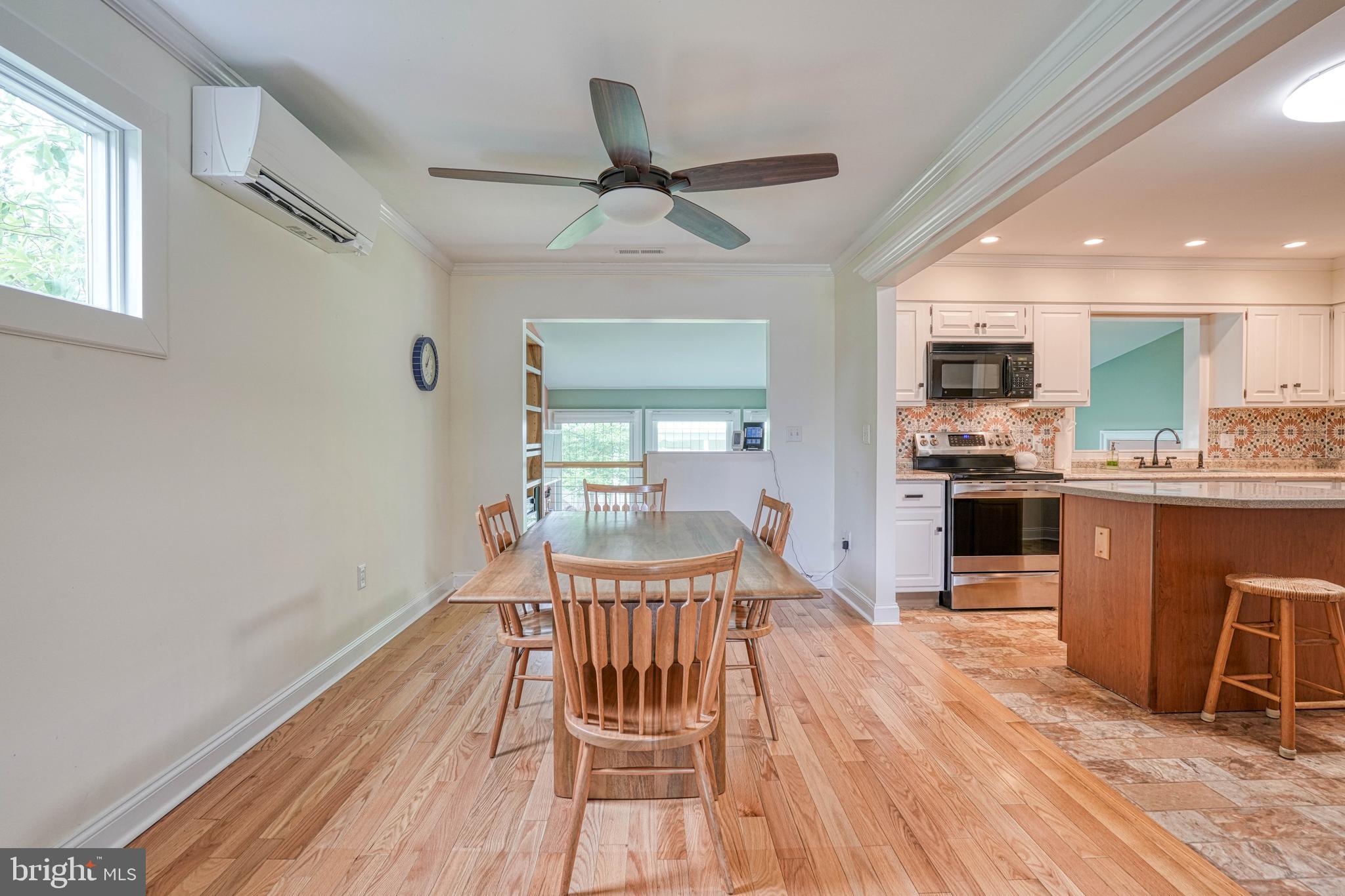 504 BAINBRIDGE PLACE