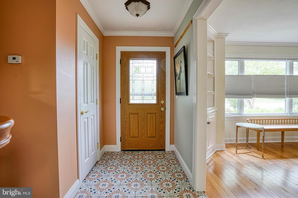 504 BAINBRIDGE PLACE