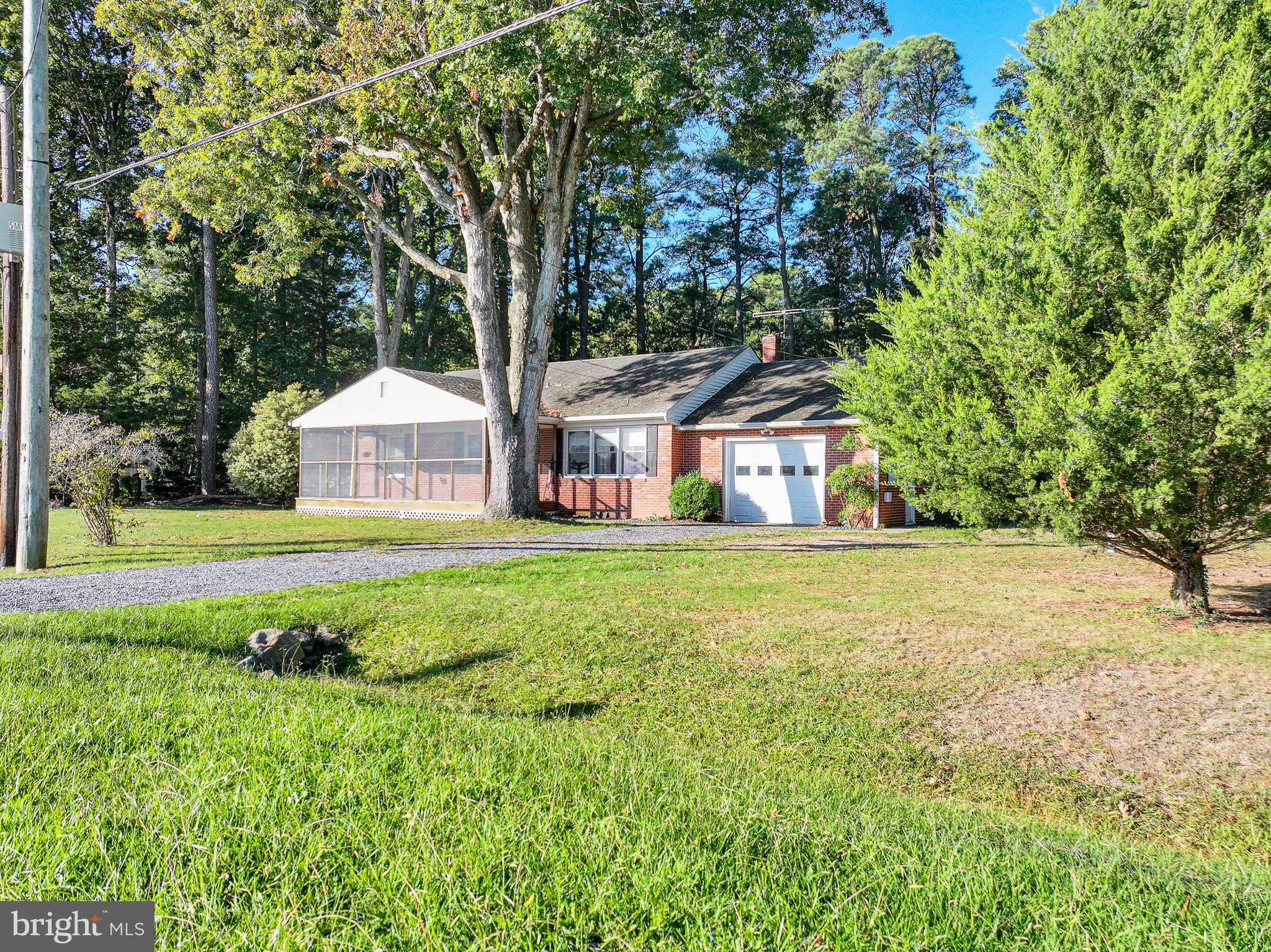 7612 SHERWOOD ROAD