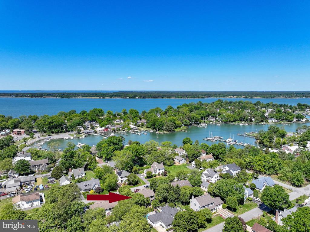 102 JACKS POINT ROAD