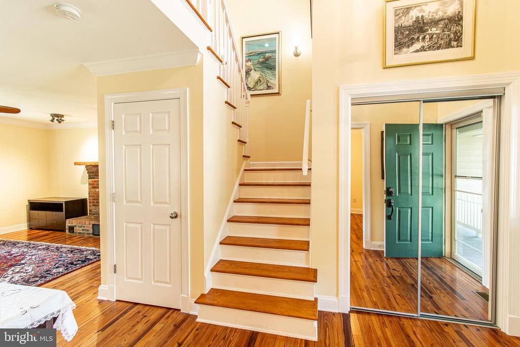 102 JACKS POINT ROAD