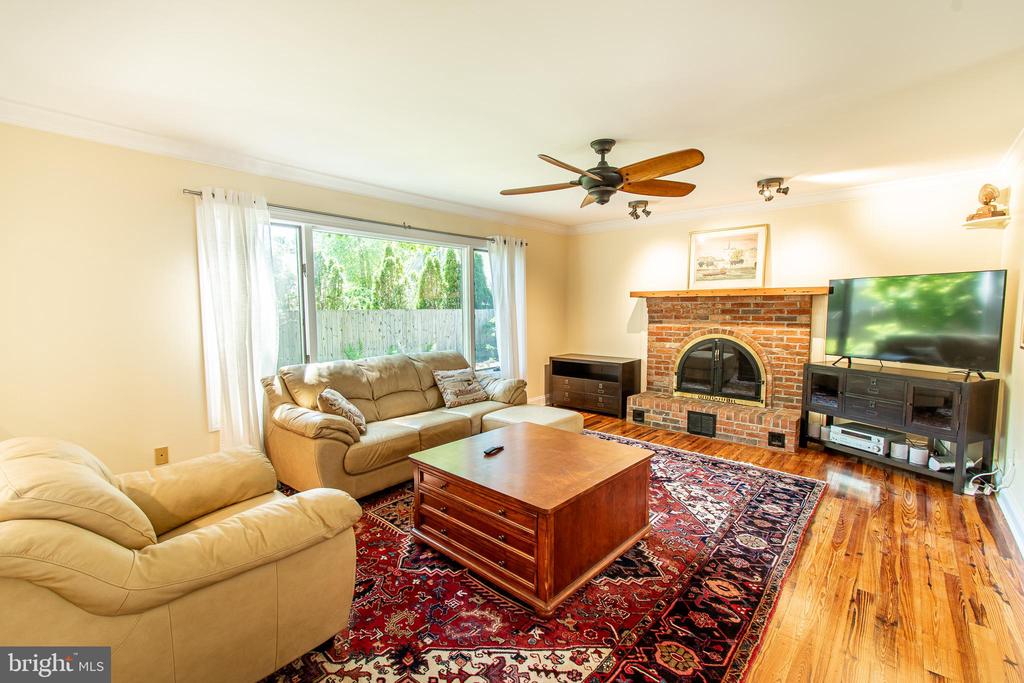 102 JACKS POINT ROAD