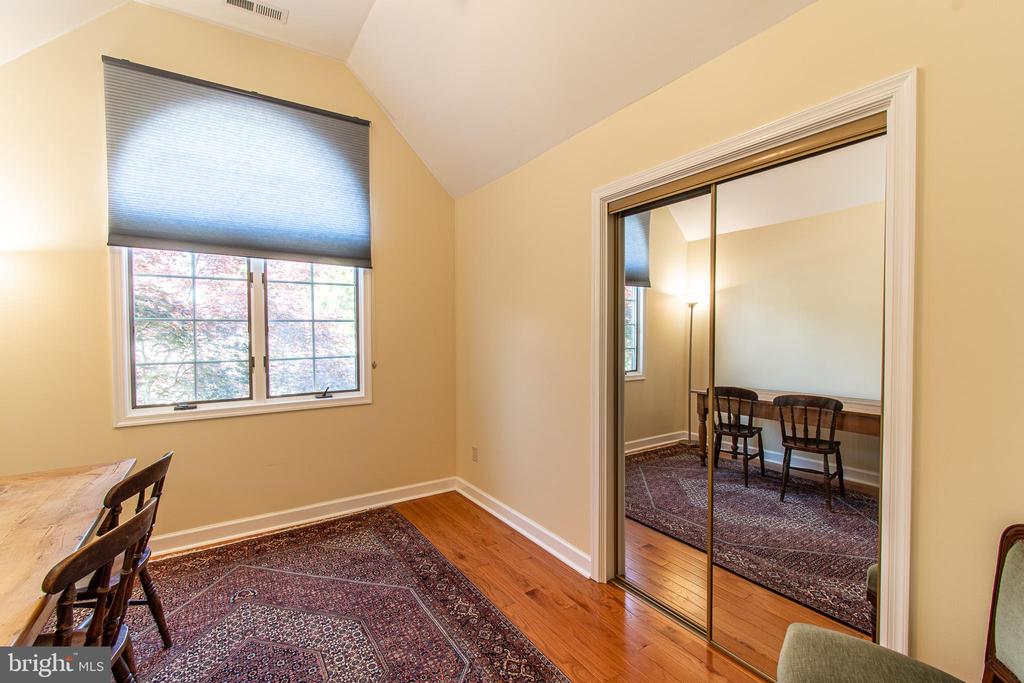 102 JACKS POINT ROAD