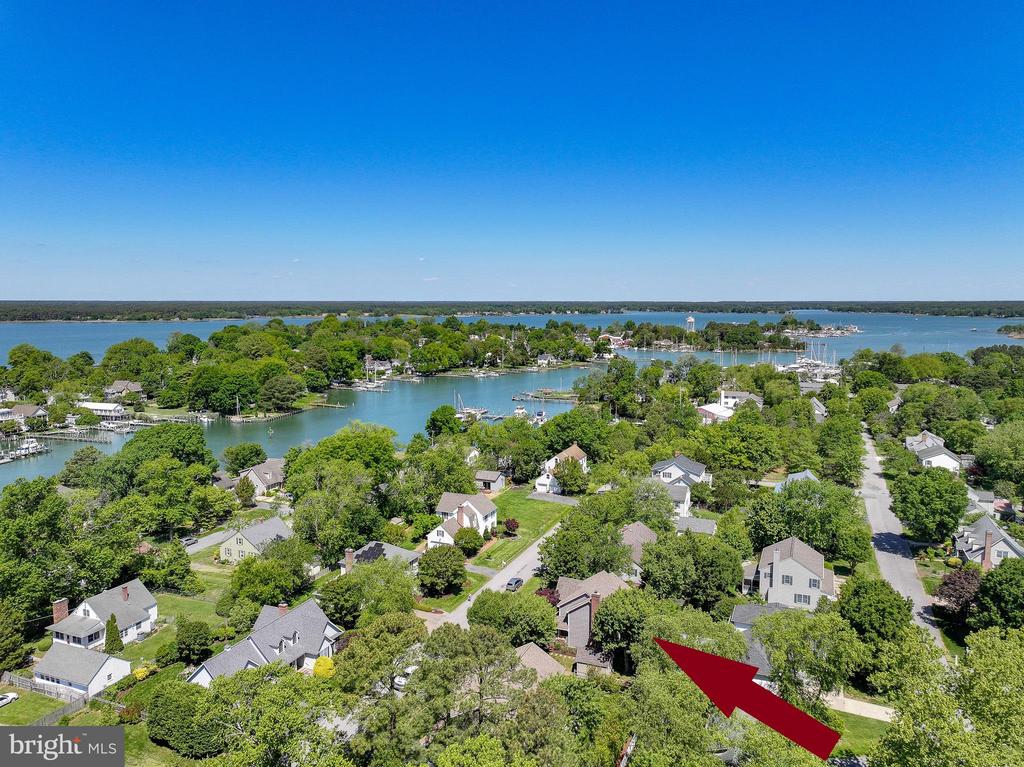 102 JACKS POINT ROAD