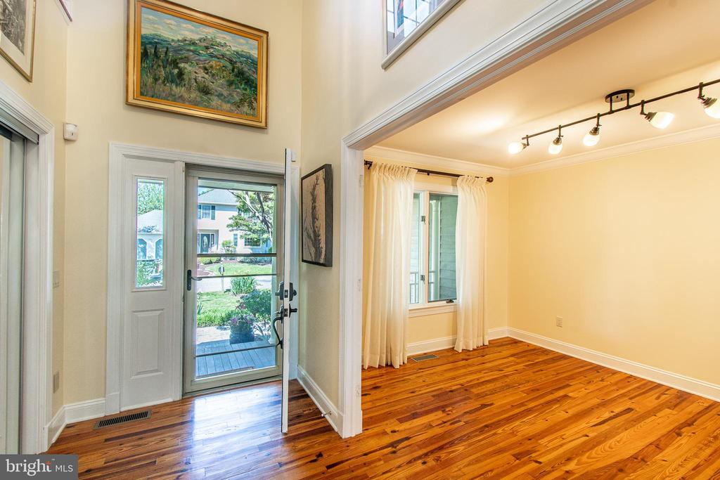 102 JACKS POINT ROAD