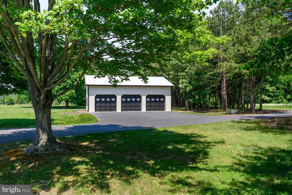 25610 CHANCE FARM COURT