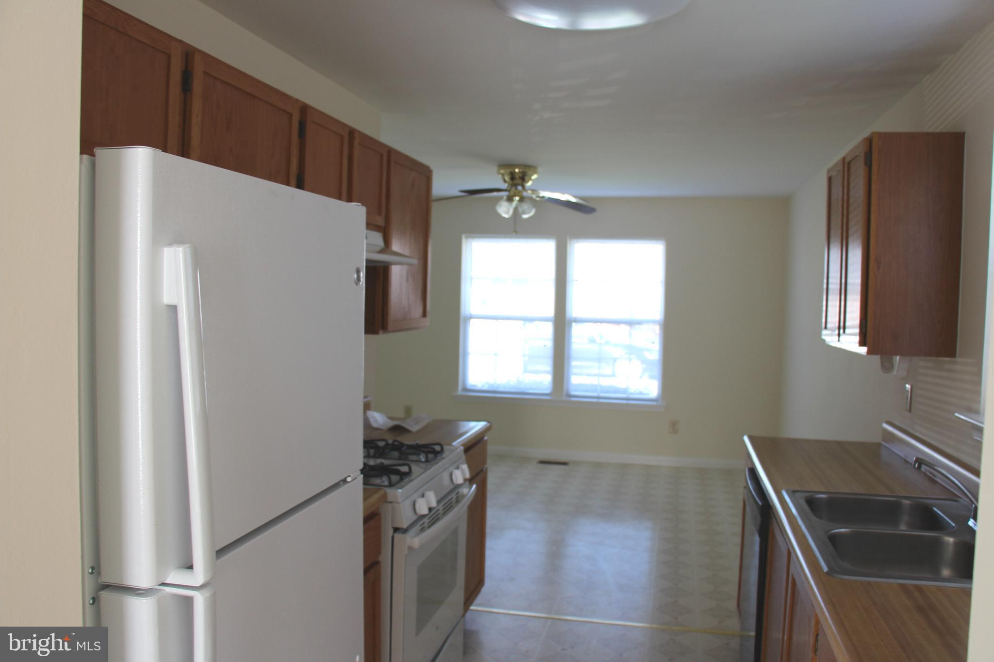 8638 CHESTER COURT