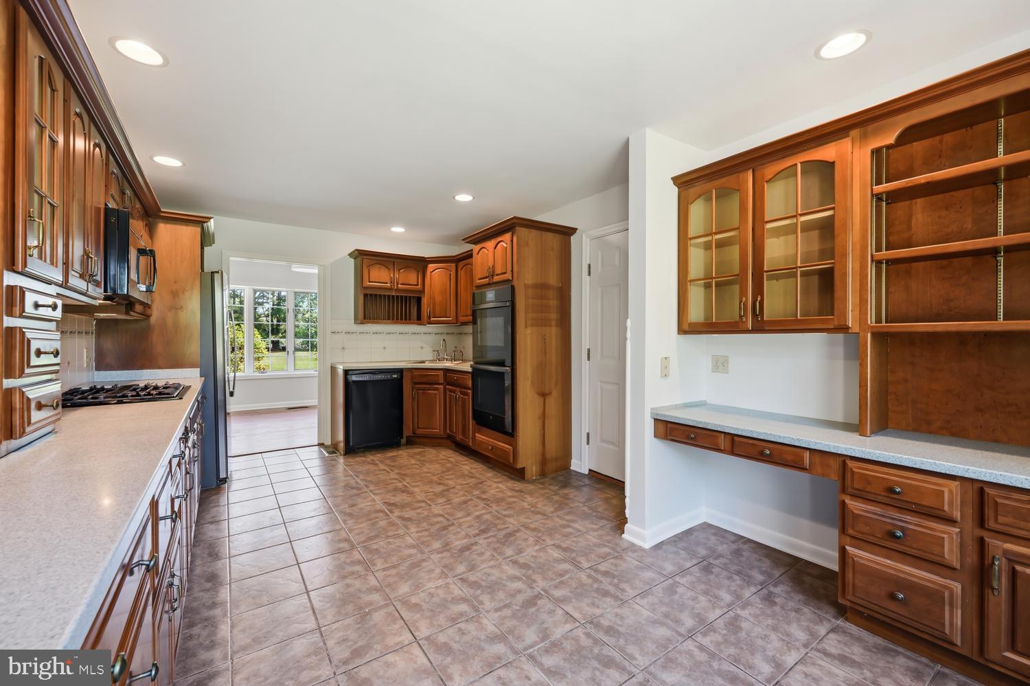 9251 MALLARD POINT COURT