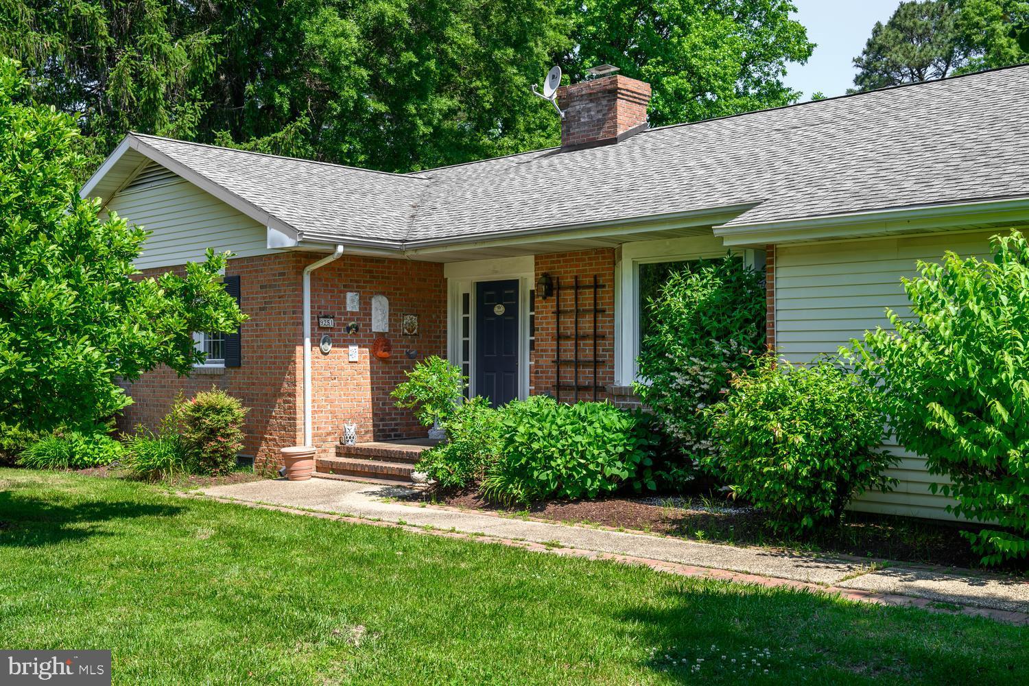 9251 MALLARD POINT COURT