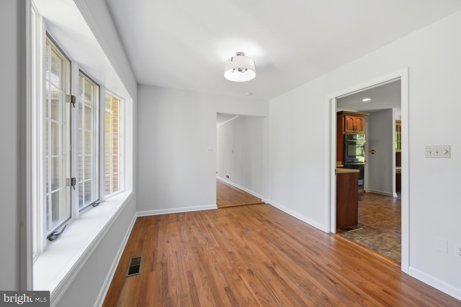 9251 MALLARD POINT COURT