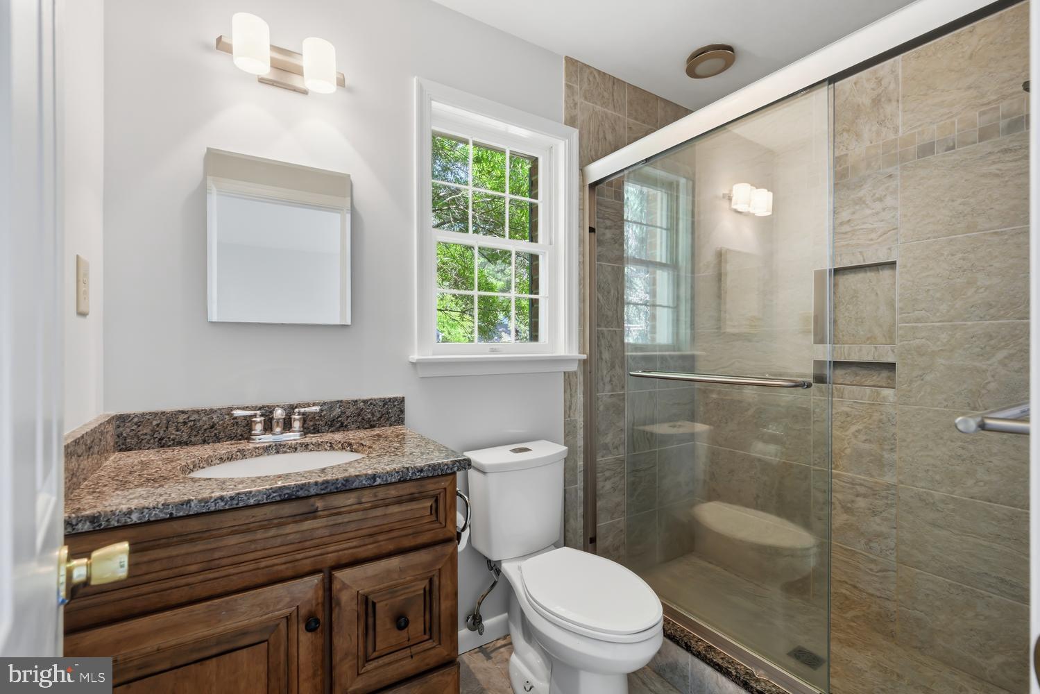 9251 MALLARD POINT COURT