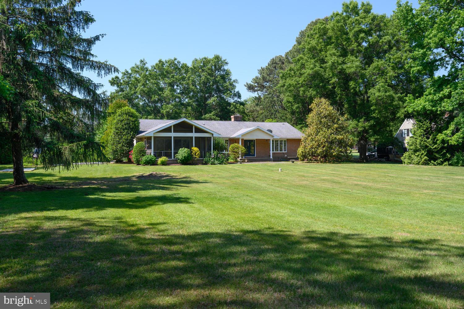 9251 MALLARD POINT COURT