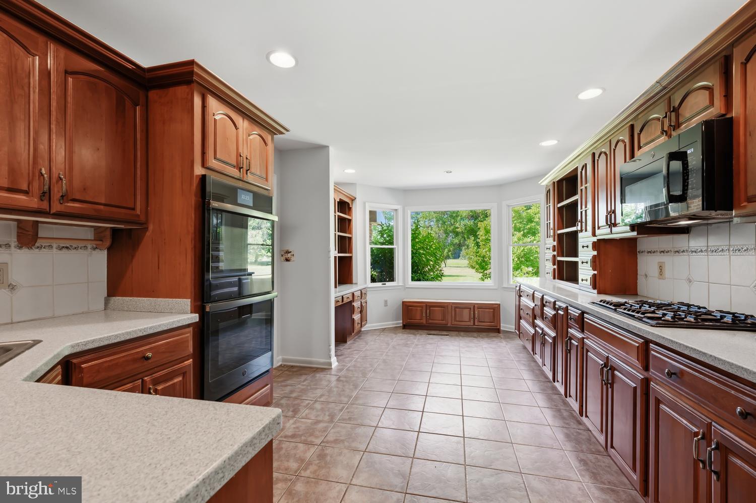 9251 MALLARD POINT COURT