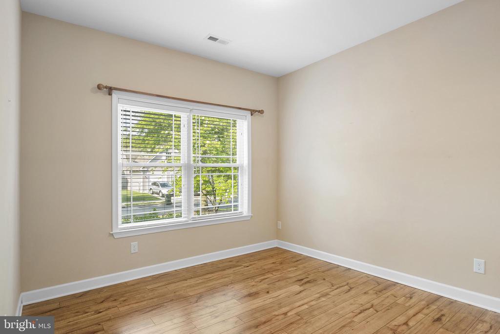225 BETHUNE DRIVE