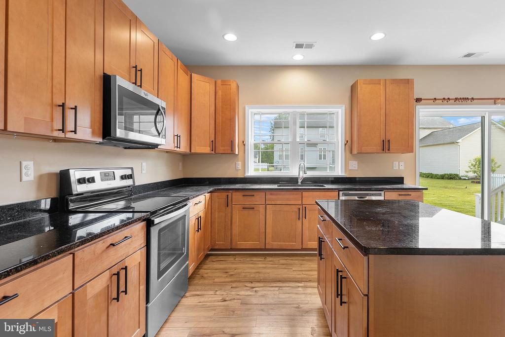 225 BETHUNE DRIVE