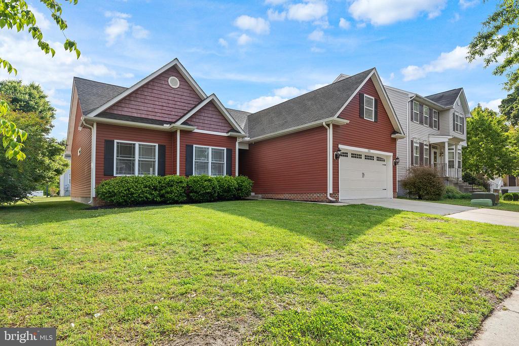 225 BETHUNE DRIVE