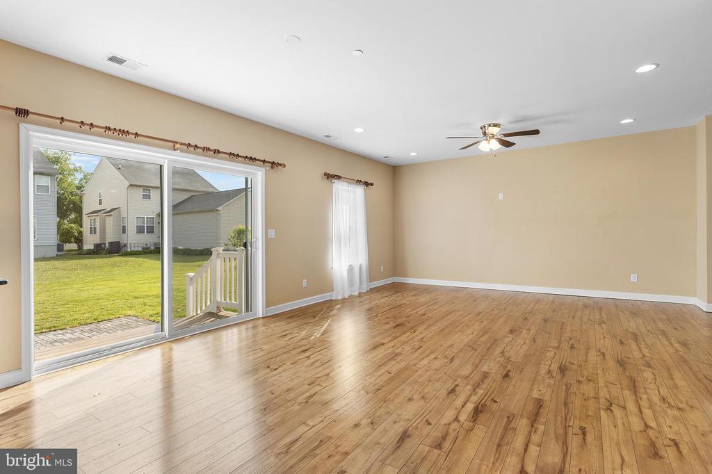 225 BETHUNE DRIVE