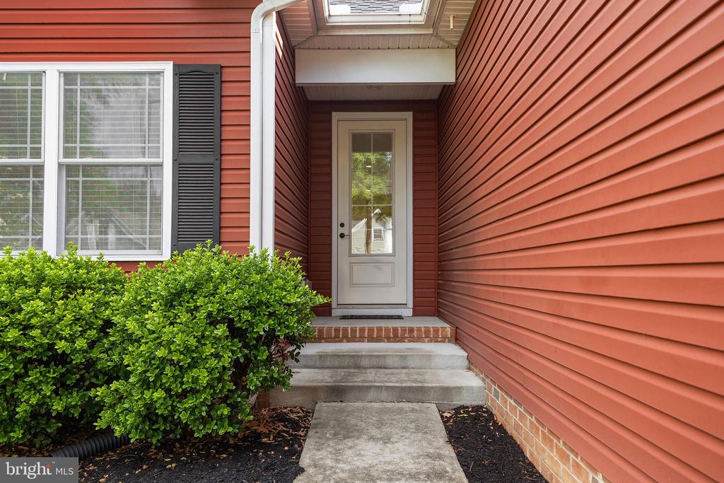 225 BETHUNE DRIVE