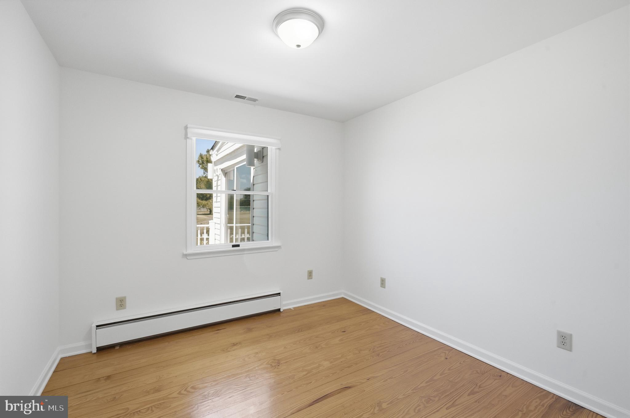 105 PIER STREET E