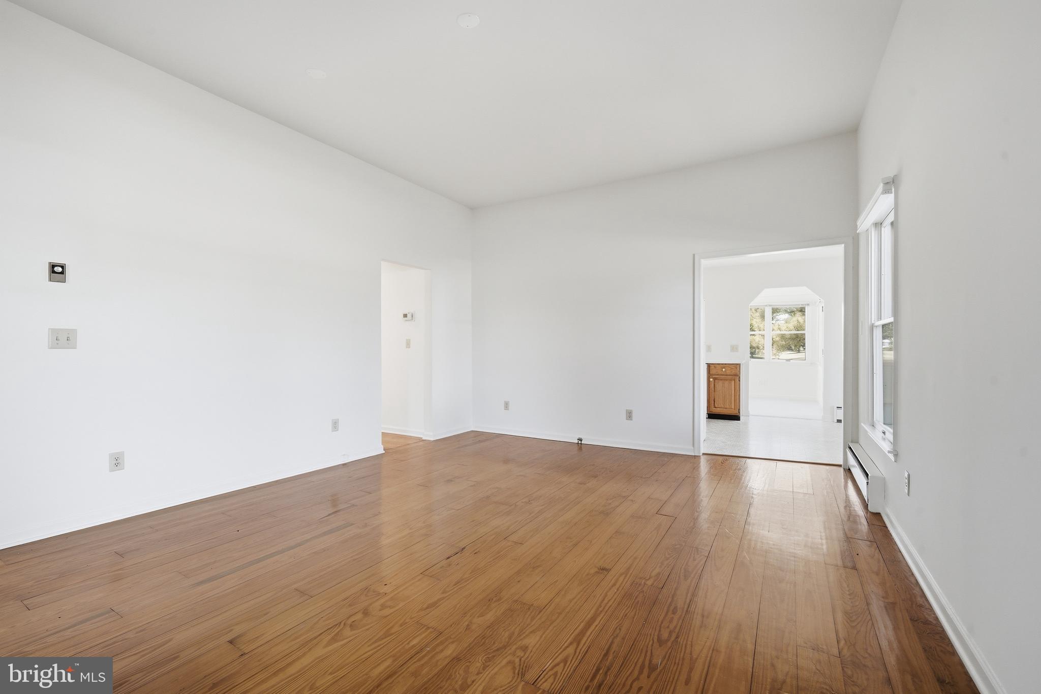 105 PIER STREET E